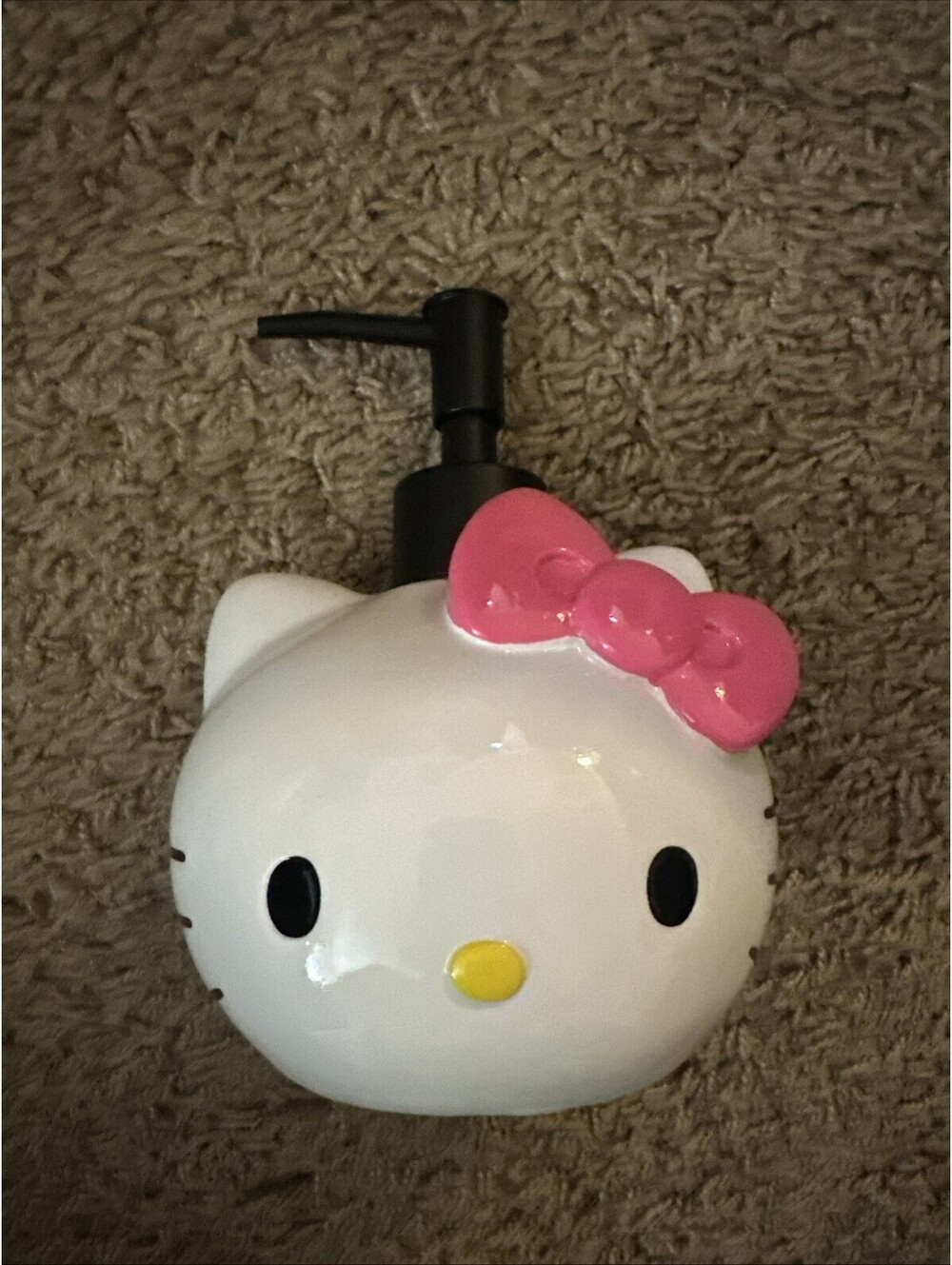 Hello Kitty Porcelain Head Lotion Pump Soap Bathroom Dispenser Cracked Cap